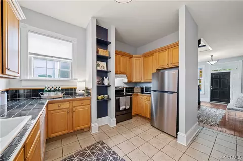 2 S Addison St, Richmond, VA 23220 photo 8