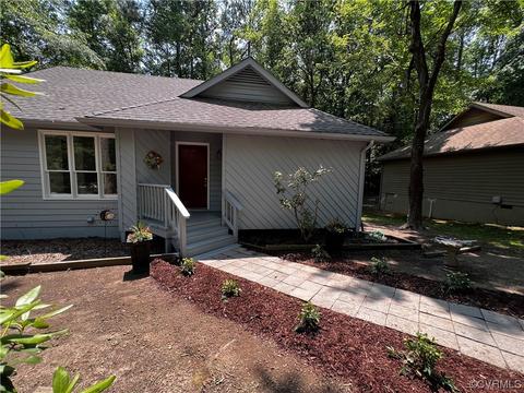 14101 Liberty Oaks Cir, Midlothian, VA 23112