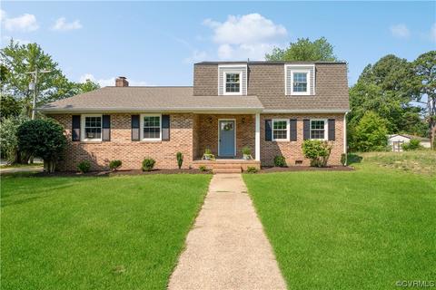 1627 Peachtree Dr, North Prince George, VA 23860