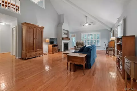 1300 Lake Rest Cir, Midlothian, VA 23114