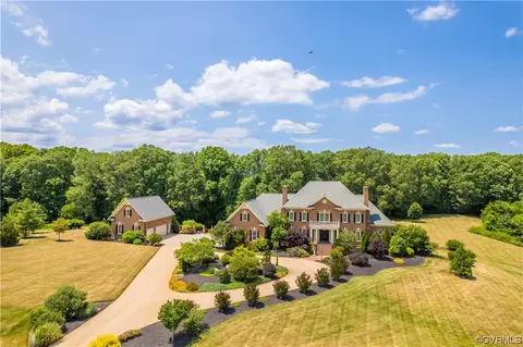 12419 Walnut Hill Dr, Rockville, VA 23146