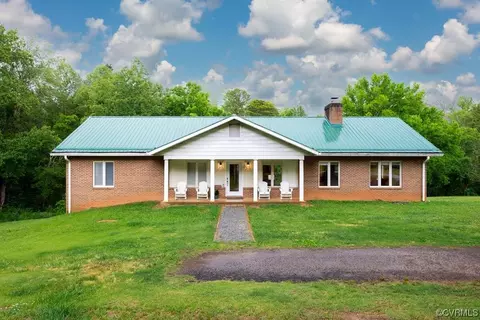 868 Halpin Ln, Charlotte Courthouse, VA 23923