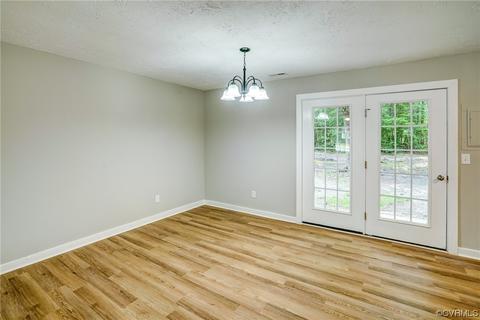 7639 Walnut Rd, Gloucester, VA 23061 photo 10