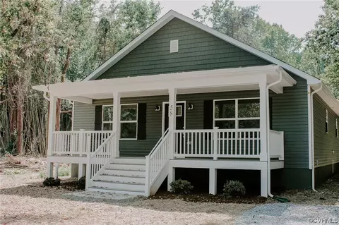 58 Aqua Ln, Colonial Beach, VA 22443