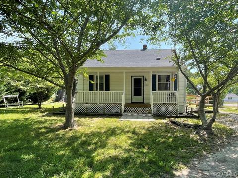 15821 Meridian Ave, Chester, VA 23831