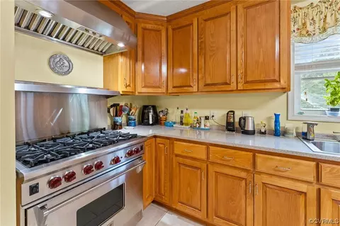 10595 Scotts Rd, Dewitt, VA 23840 photo 13