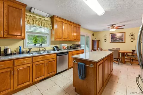 10595 Scotts Rd, Dewitt, VA 23840 photo 14
