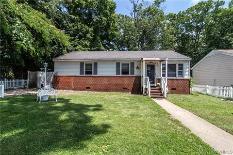 2123 W Poythress St, Hopewell, VA 23860