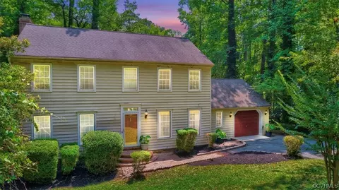 3222 Nuttree Woods Dr, Midlothian, VA 23112