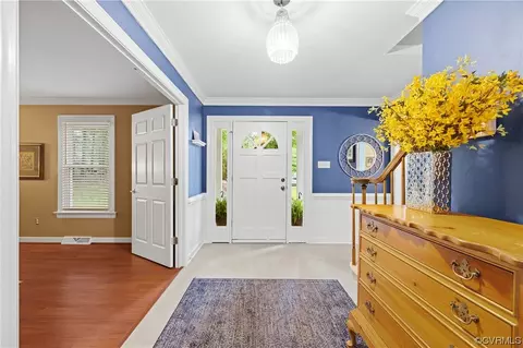 10810 Pegwell Dr, Midlothian, VA 23113 photo 5