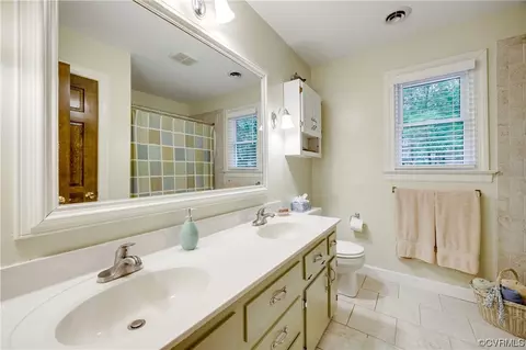 10810 Pegwell Dr, Midlothian, VA 23113 photo 27