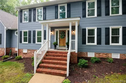10810 Pegwell Dr, Midlothian, VA 23113 photo 3
