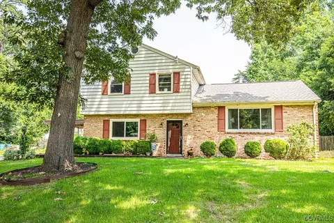 13205 Sherri Dr, Chester, VA 23831