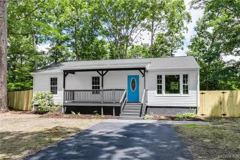 6242 Hunterstand Ln, Richmond, VA 23237