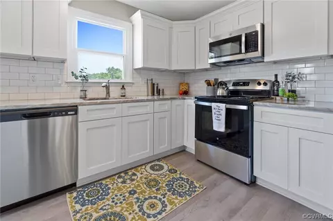 2501 Portsmouth St, Hopewell, VA 23860