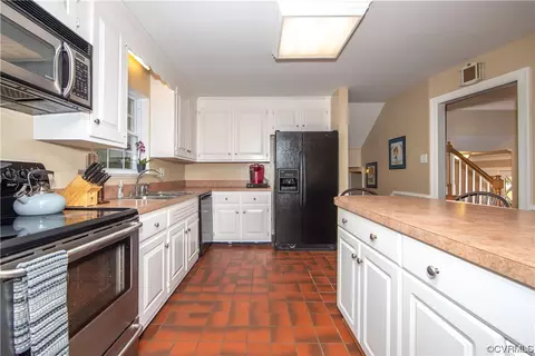 13371 Kingsmill Rd, Midlothian, VA 23113 photo 9