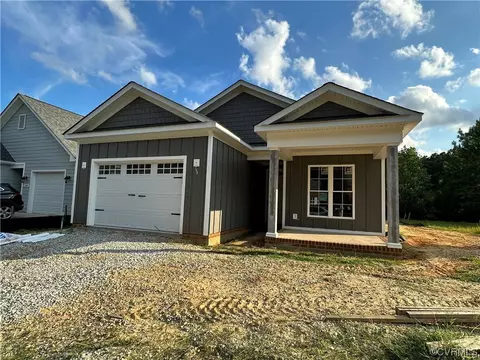 3353 Rock Creek Villas Dr, Quinton, VA 23141