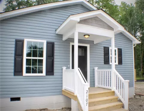 2107 Freeman St, Hopewell, VA 23860