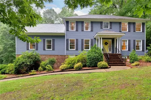 102 Mayfair Ln, Williamsburg, VA 23188