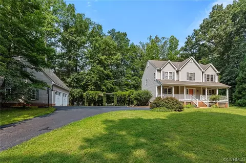 3099 Shadow Creek Dr, Powhatan, VA 23139