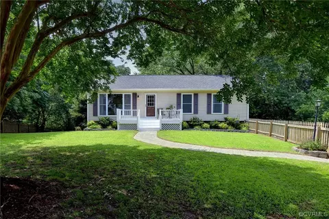 250 Reflection Dr, Williamsburg, VA 23188