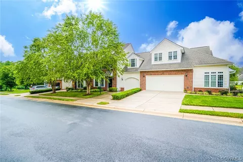 5422 Creek Heights Dr #39, Midlothian, VA 23112