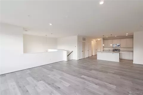 12101 Oxford Landing Dr #201, Glen Allen, VA 23059
