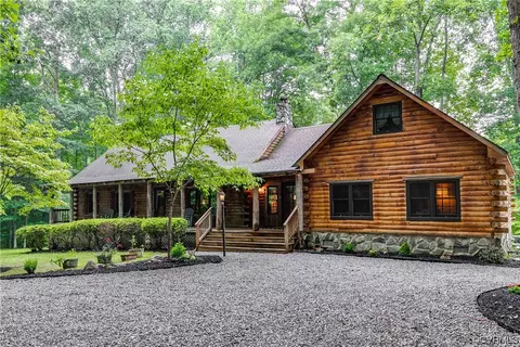 1608 Reams Rd, Powhatan, VA 23139