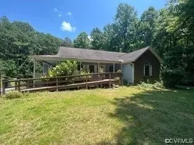 1820 Stonehenge Farm Rd, Midlothian, VA 23113