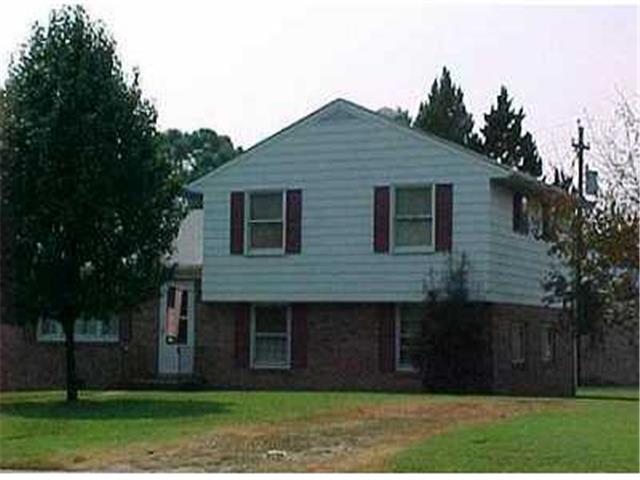 3910 W End Dr, Henrico, VA 23294 photo 1