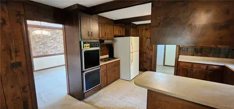 13109 Bluemont Rd, Chester, VA 23831