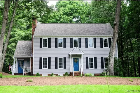 410 Derbycreek Ln, Chester, VA 23836