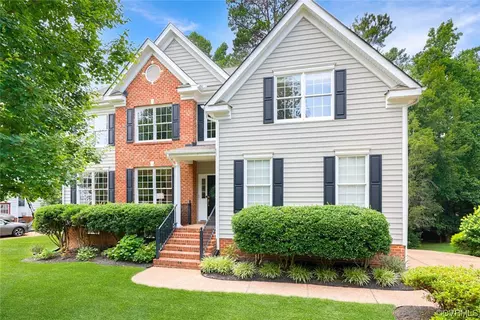 4706 Jaydee Dr, Moseley, VA 23120
