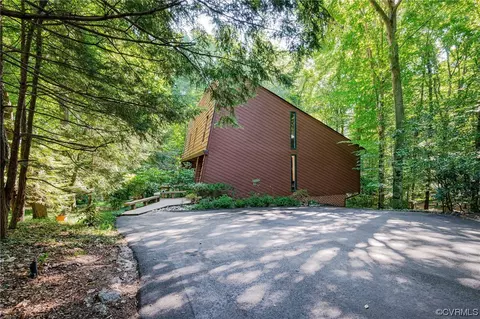 3231 Middlewood Pl, Midlothian, VA 23113