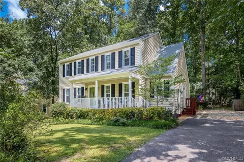 14808 Acorn Ridge Rd, Midlothian, VA 23112