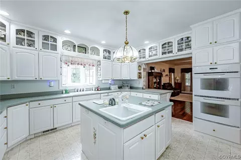 505 Lake Pointe Trl, Lanexa, VA 23089 photo 13