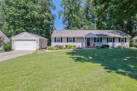 6700 Forest Dr, Quinton, VA 23141