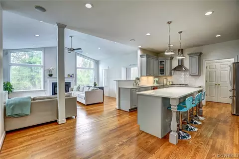 4924 Park Meadows Ln, Glen Allen, VA 23059