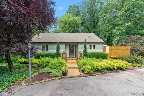 8843 Waxford Rd, Richmond, VA 23235