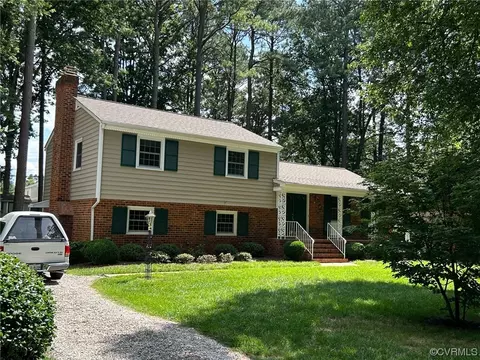 8423 Michael Rd, Henrico, VA 23229