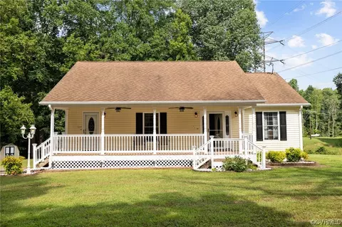 3418 High Peak Ln, Hopewell, VA 23860