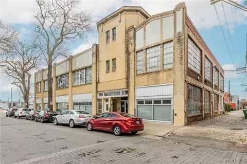 1657 W Broad St #U4, Richmond, VA 23220