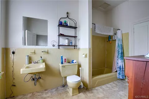 2202 E Grace St, Richmond, VA 23223 photo 34
