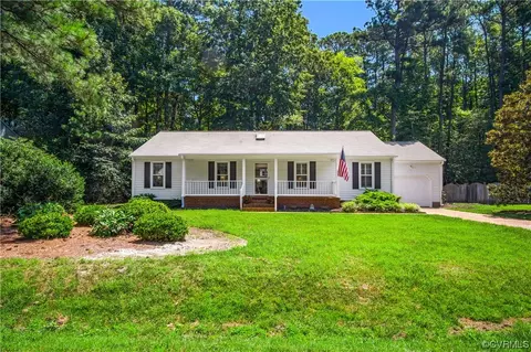 227 Robertson St, Williamsburg, VA 23185