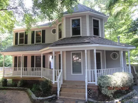 7301 Belmont Stakes Dr, Midlothian, VA 23112