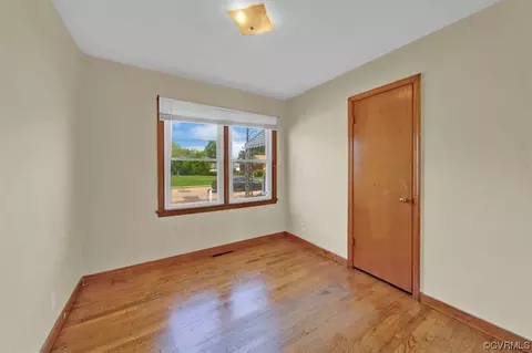 8 E Broad Rock Rd, Richmond, VA 23224 photo 17