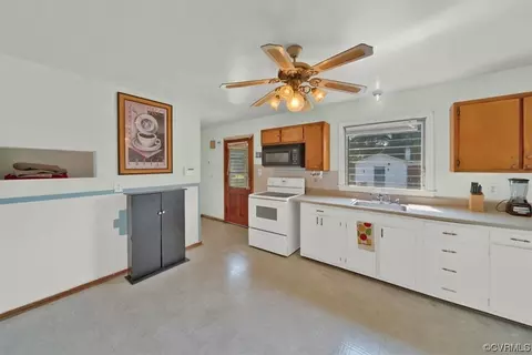 8 E Broad Rock Rd, Richmond, VA 23224 photo 10