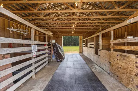 20050 Horseshoe Rd, Carson, VA 23830 photo 40