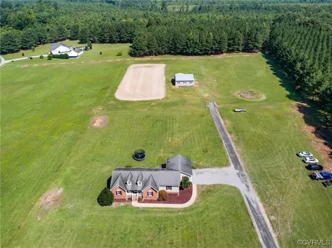 20050 Horseshoe Rd, Carson, VA 23830 photo 4