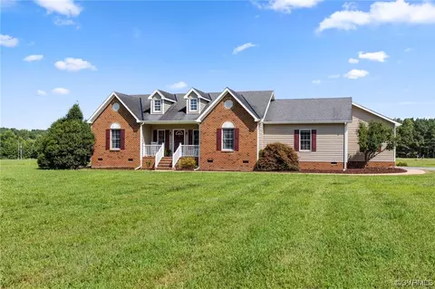 20050 Horseshoe Rd, Carson, VA 23830